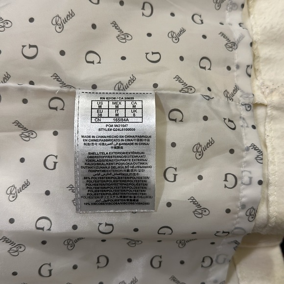 Guess winter jacket - Picture 8 of 12